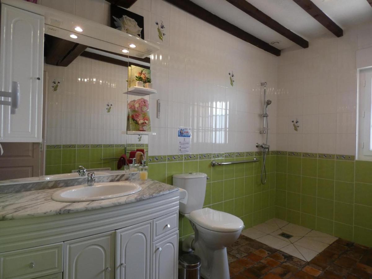 Les Logis Du Breuil Bed & Breakfast Marchéville Eksteriør bilde